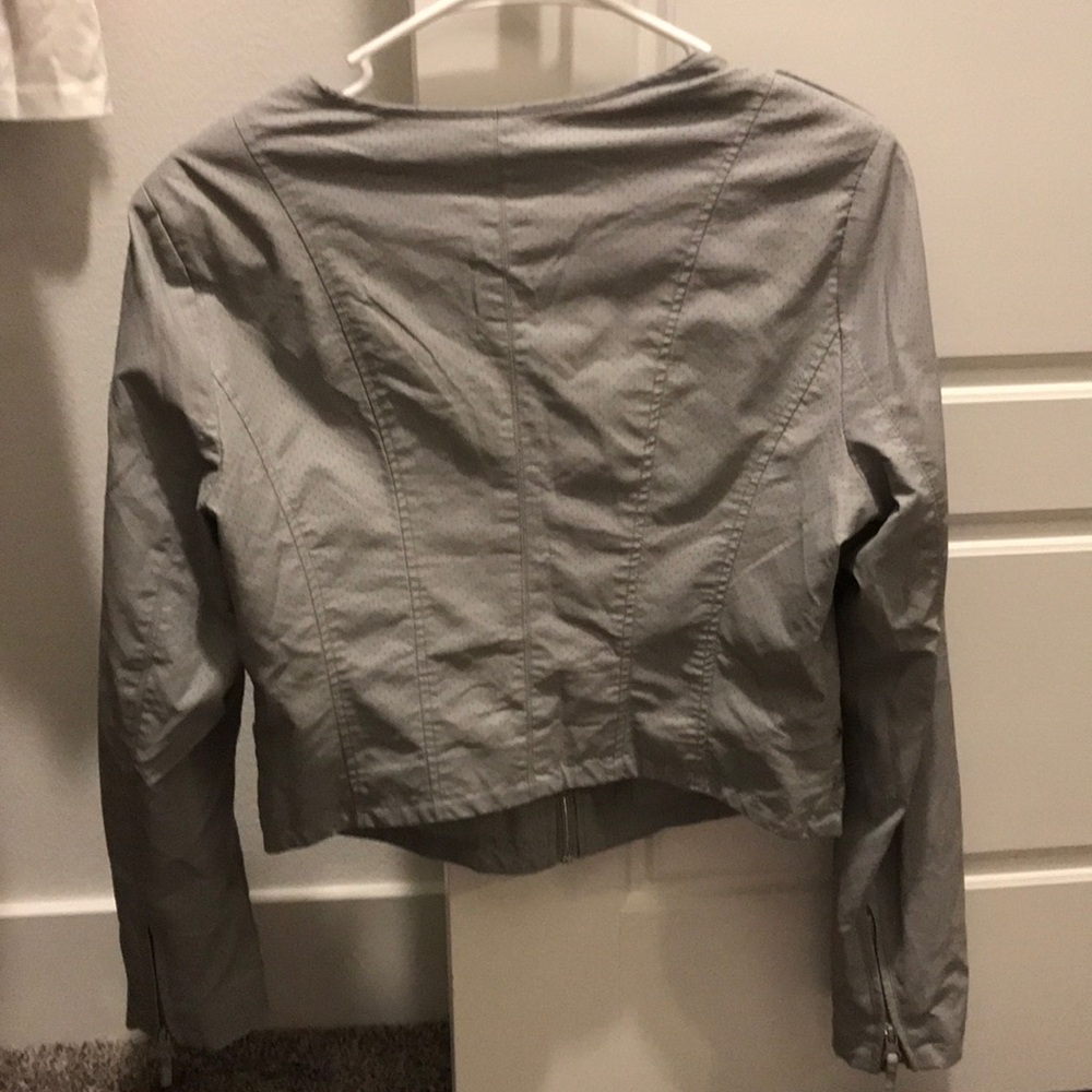 Light gray Guess leather jacket - Picture 4 of 7